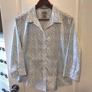 L.L. Bean Floral Wrinkle Resistant Size L